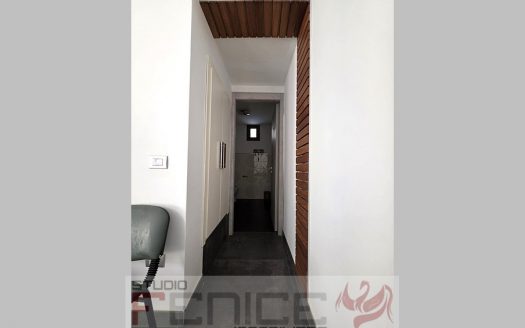 Teverola Via Roma, Ufficio/Studio Fronte Strada